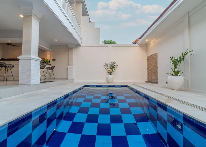 Bougenvia 3 Bedroom Private Pool ヴィラ スミニャック